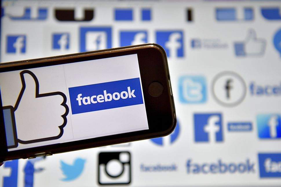 Facebook Facebook uma nova forma de fazer negócios
